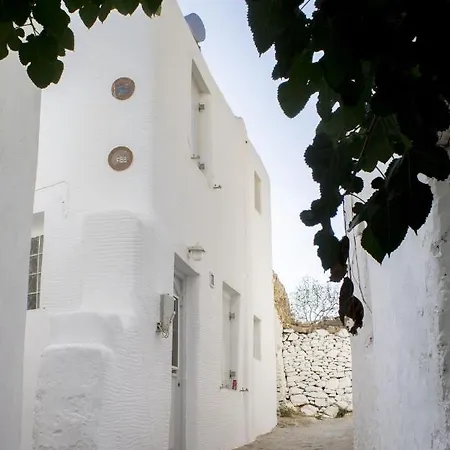 Lovely & Traditional House In Paros Márpissa